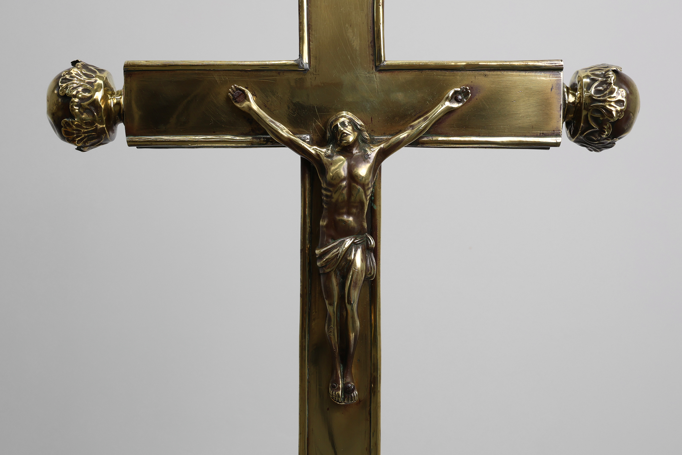 Belgian Processional Crucifix on Pedestal, 16th Centurythumbnail